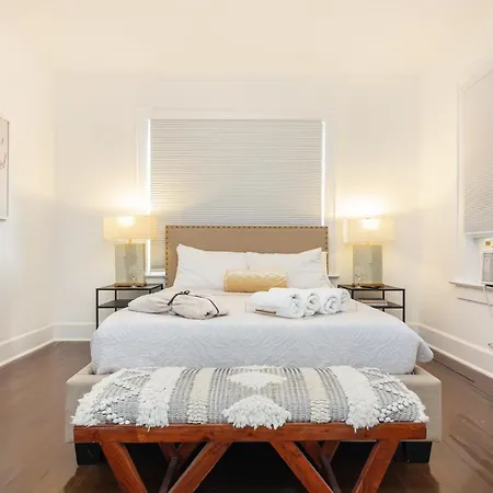 Two Bedroom Apartment Downtown - Heart Of Wynwood - Private Parking